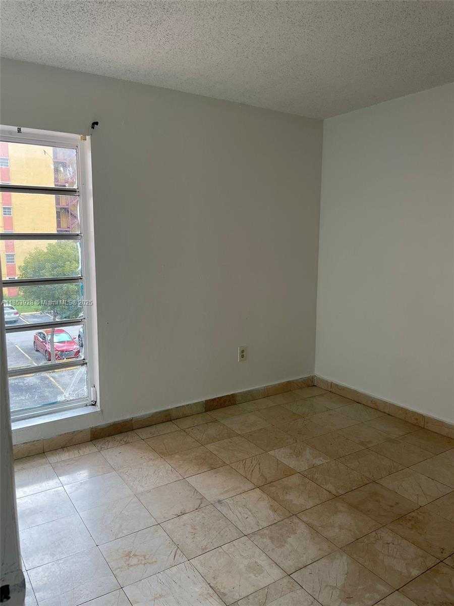Small Image of 4721 NORTH WEST 7TH ST #305-12, Miami Number 4