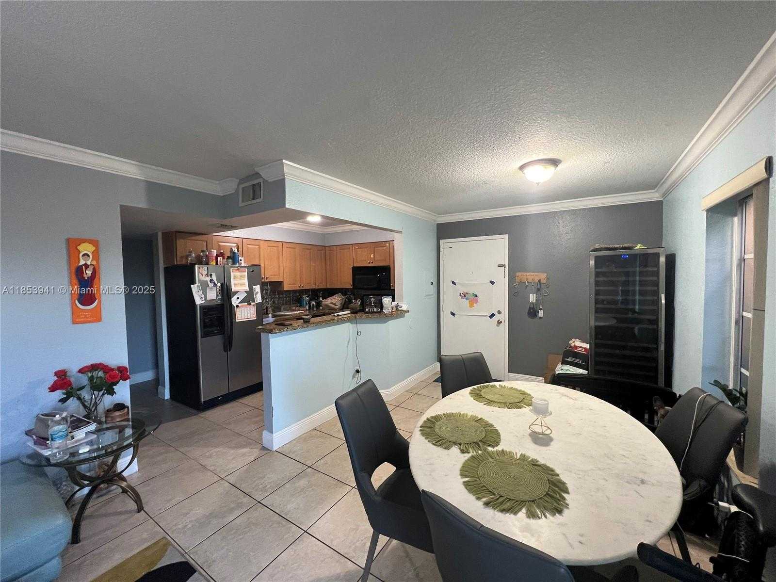 Small Image of 5231 GENEVA WAY #303, Doral Number 12