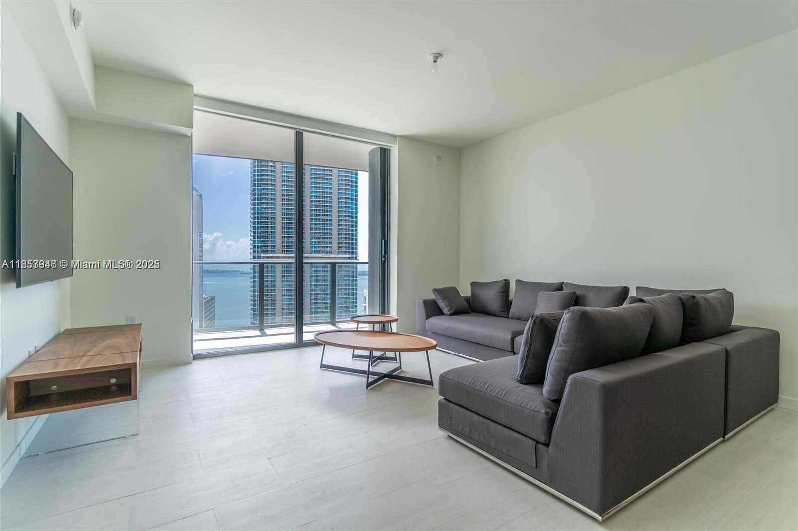 Small Image of 1000 BRICKELL PLZ #4703, Miami Number 2