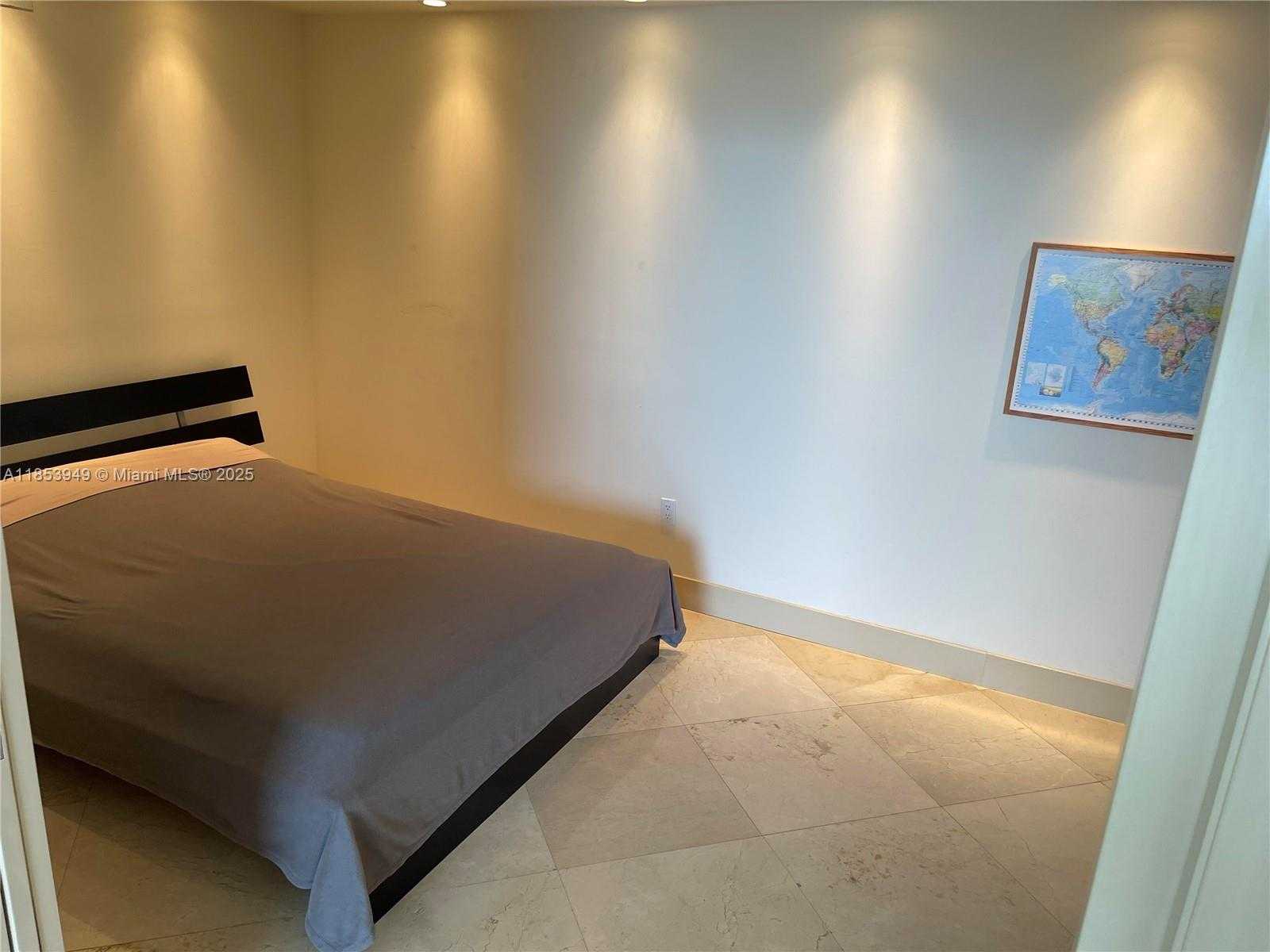 Small Image of 6365 COLLINS AVE #3404, Miami Beach Number 39