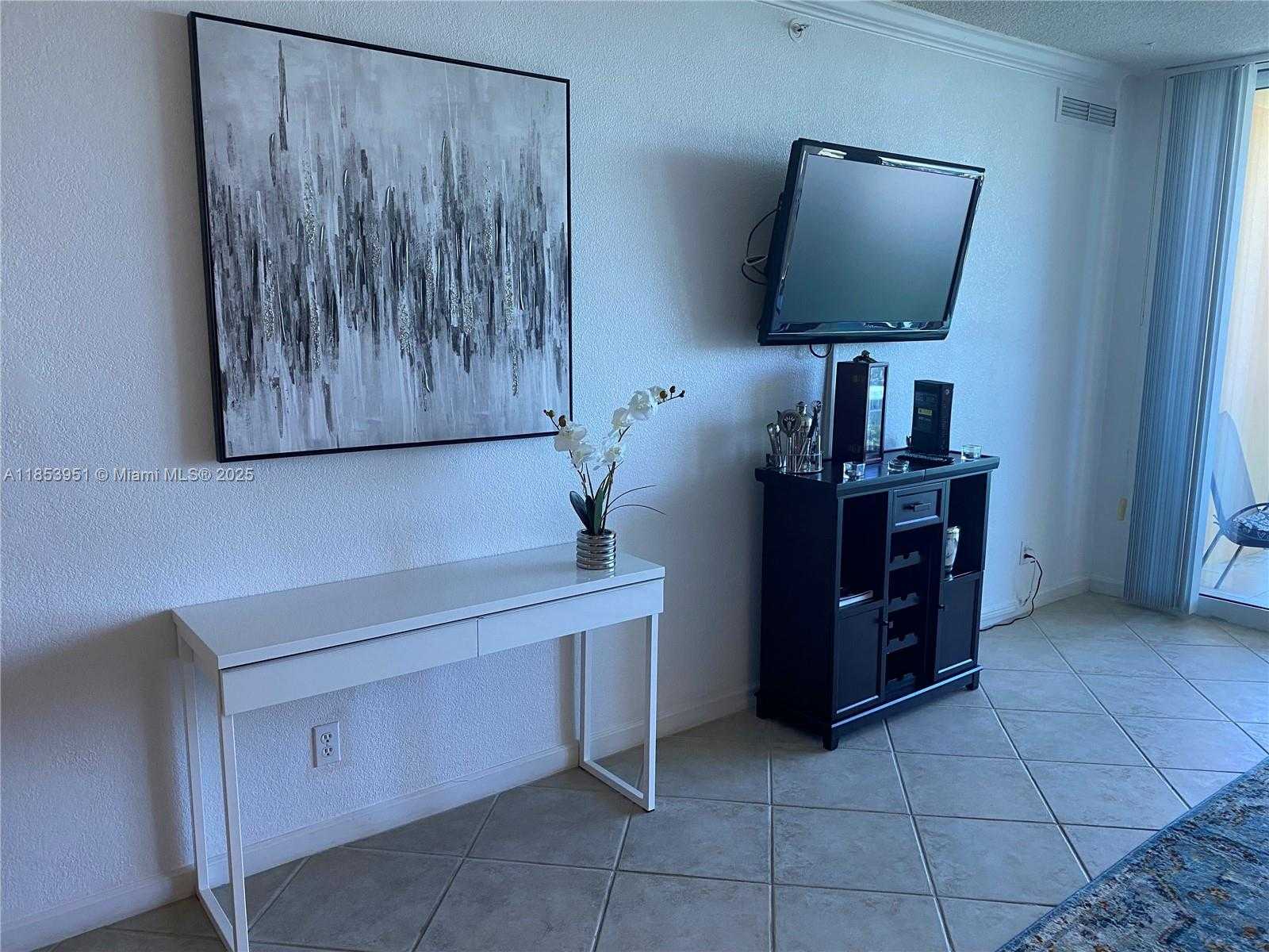 Small Image of 2501 SOUTH OCEAN DR #828, Hollywood Number 16