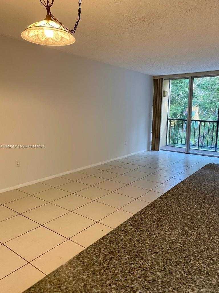 Small Image of 8810 FONTAINEBLEAU BLVD #214, Miami Number 5