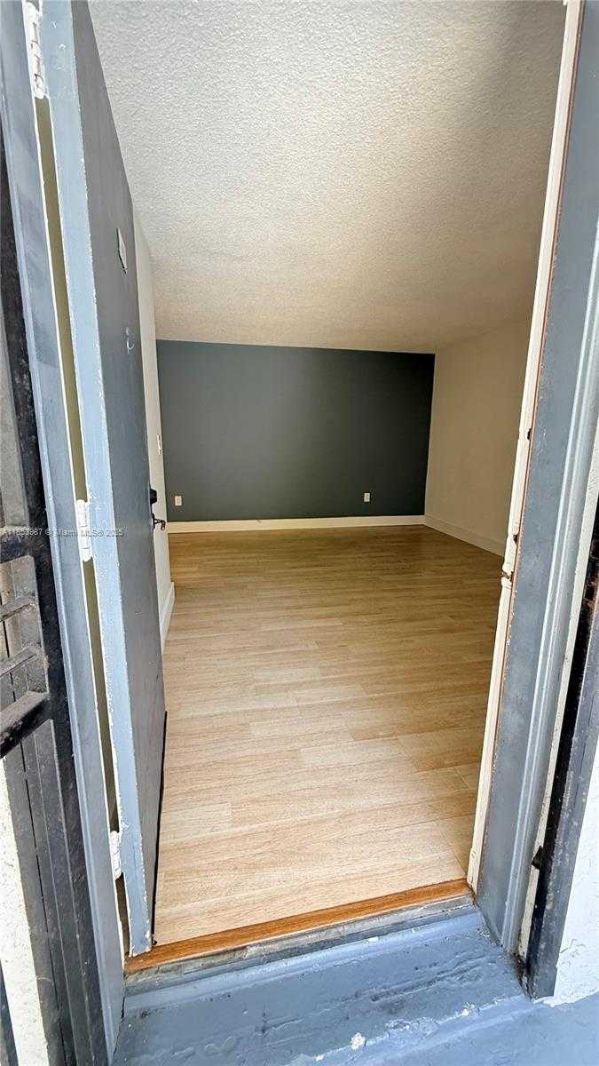 Small Image of 2498 SOUTH WEST 17TH AVE #4105, Miami Number 12