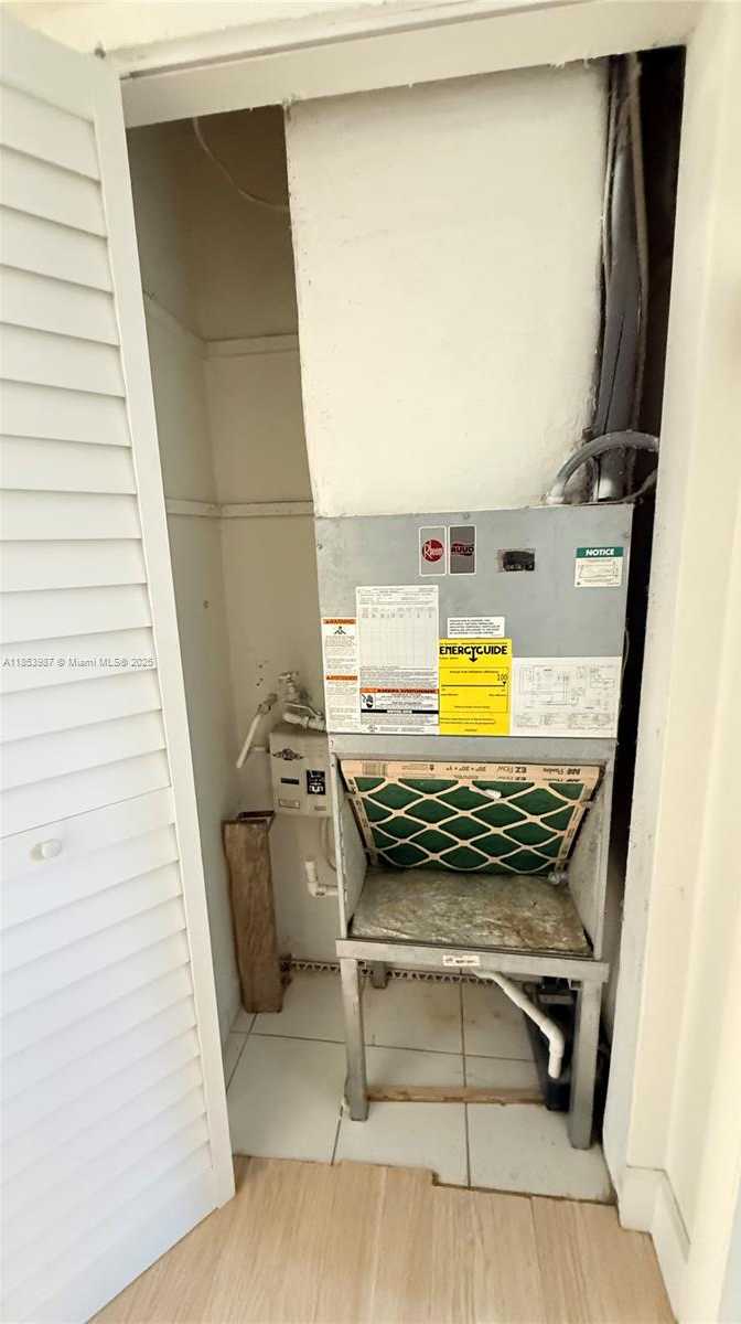 Small Image of 2498 SOUTH WEST 17TH AVE #4105, Miami Number 20