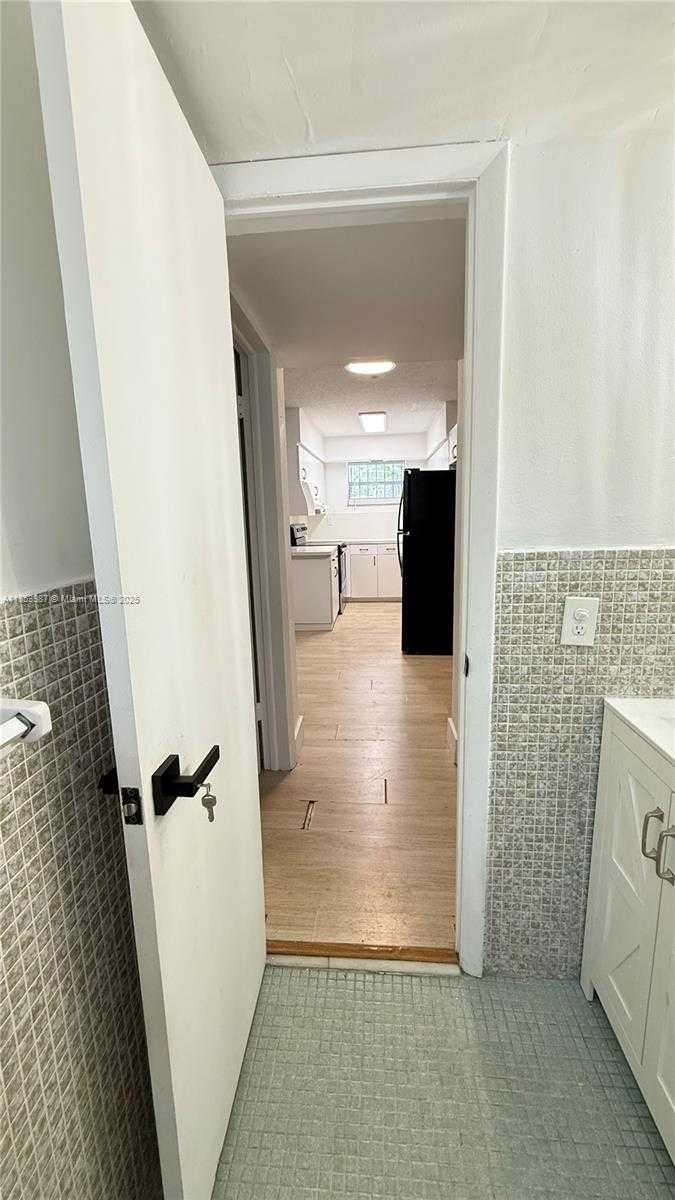 Small Image of 2498 SOUTH WEST 17TH AVE #4105, Miami Number 23