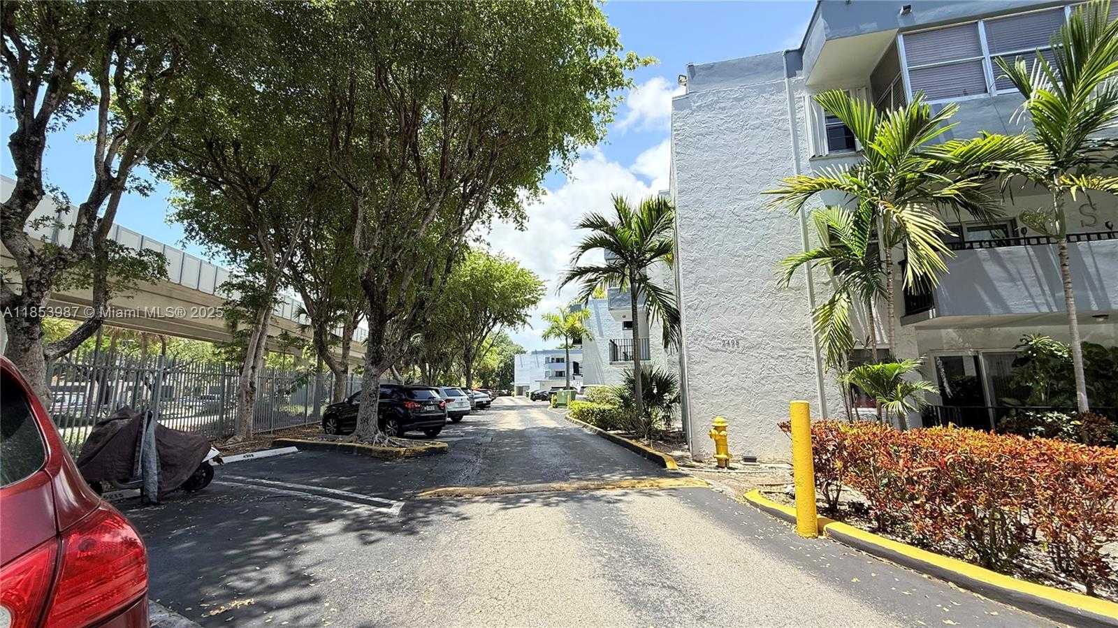 Small Image of 2498 SOUTH WEST 17TH AVE #4105, Miami Number 6