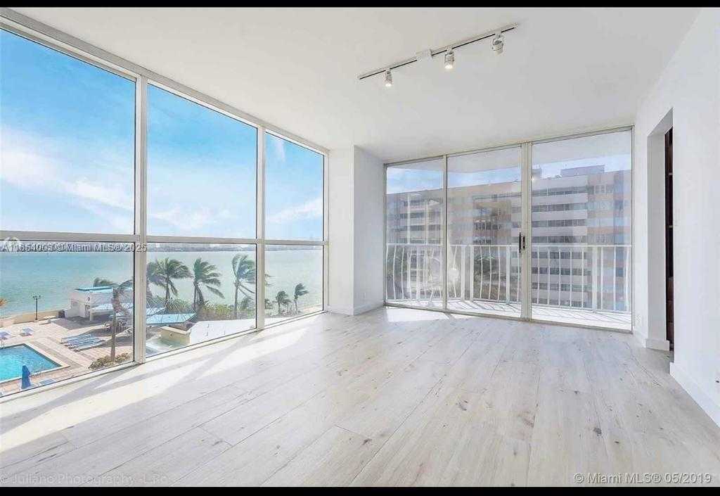 Small Image of 7601 EAST TREASURE DR #707, North Bay Village Number 14