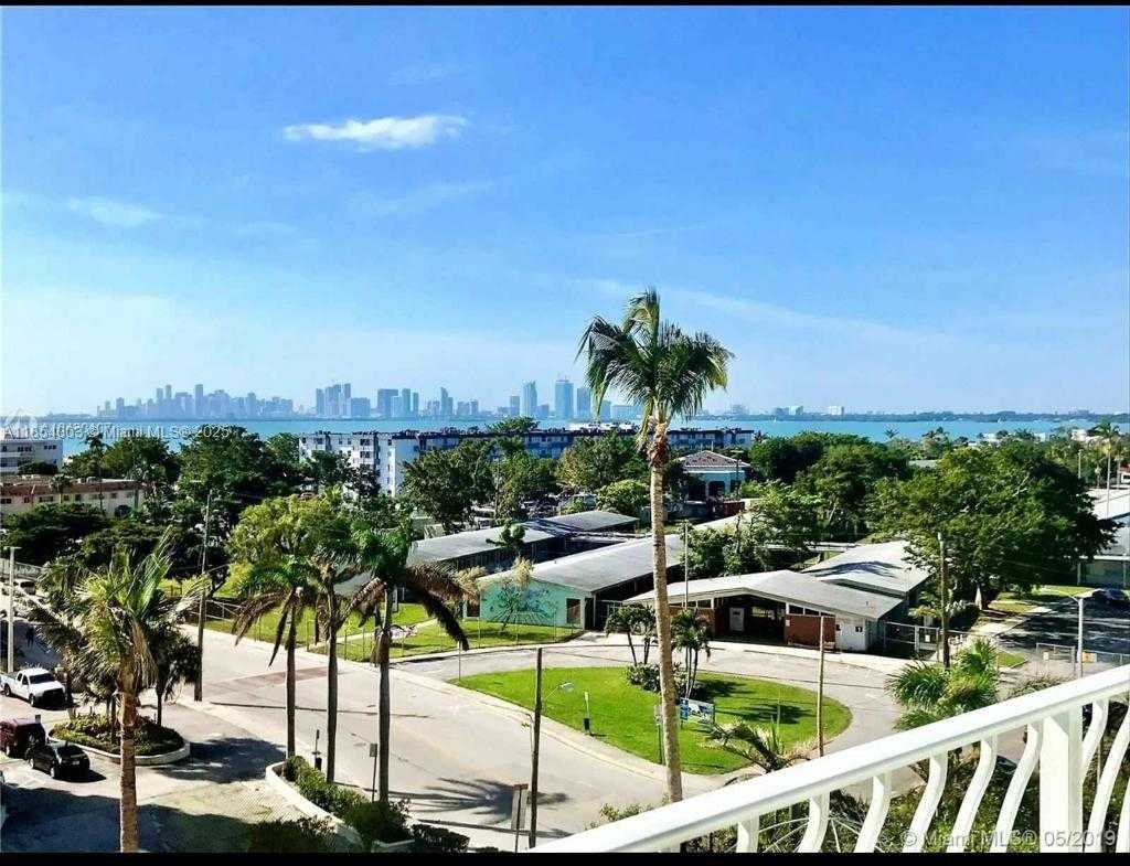 Small Image of 7601 EAST TREASURE DR #707, North Bay Village Number 3