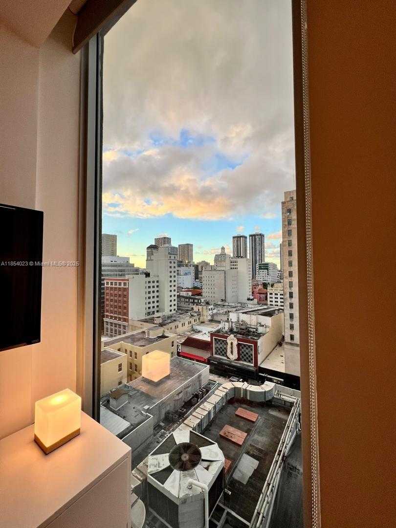 Small Image of 151 SOUTH EAST 1ST ST #1206, Miami Number 11