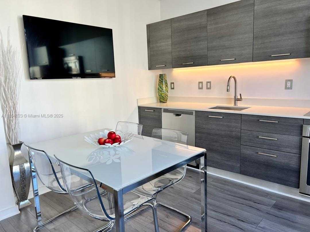 Small Image of 151 SOUTH EAST 1ST ST #1206, Miami Number 5