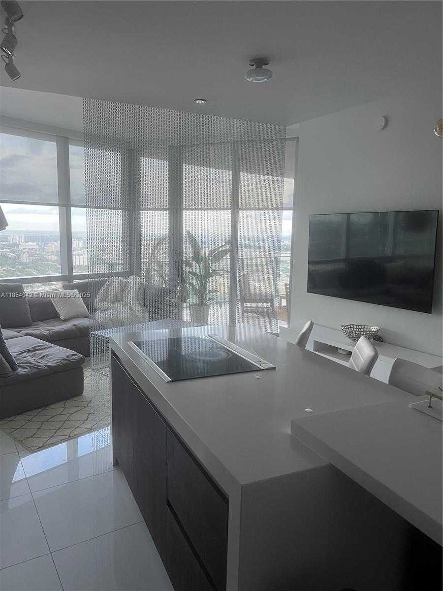 Small Image of 851 NORTH EAST 1ST AVE #3710, Miami Number 22