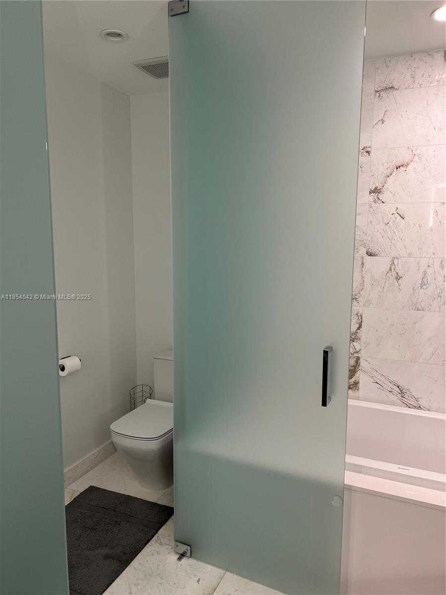 Small Image of 851 NORTH EAST 1ST AVE #3710, Miami Number 7