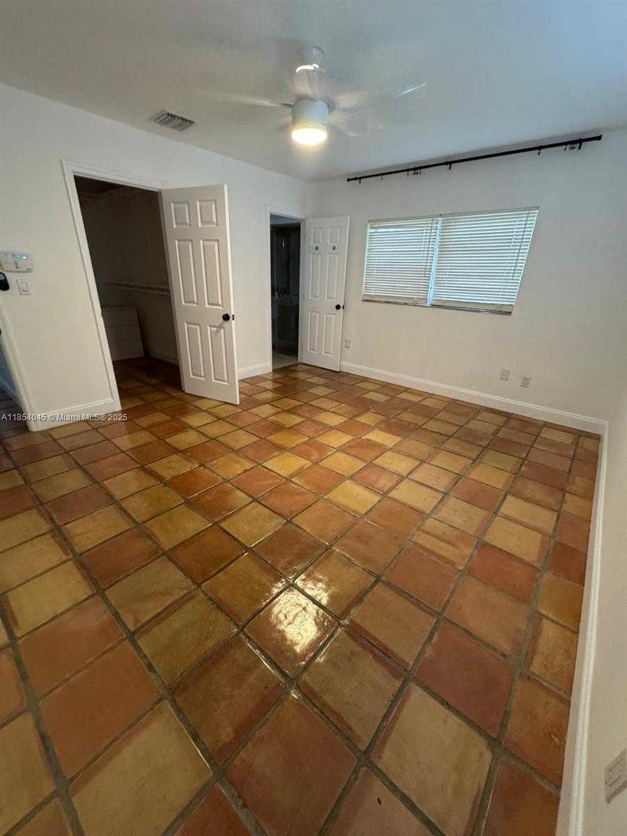 Small Image of 5801 SOUTH WEST 100TH ST #1, Pinecrest Number 5