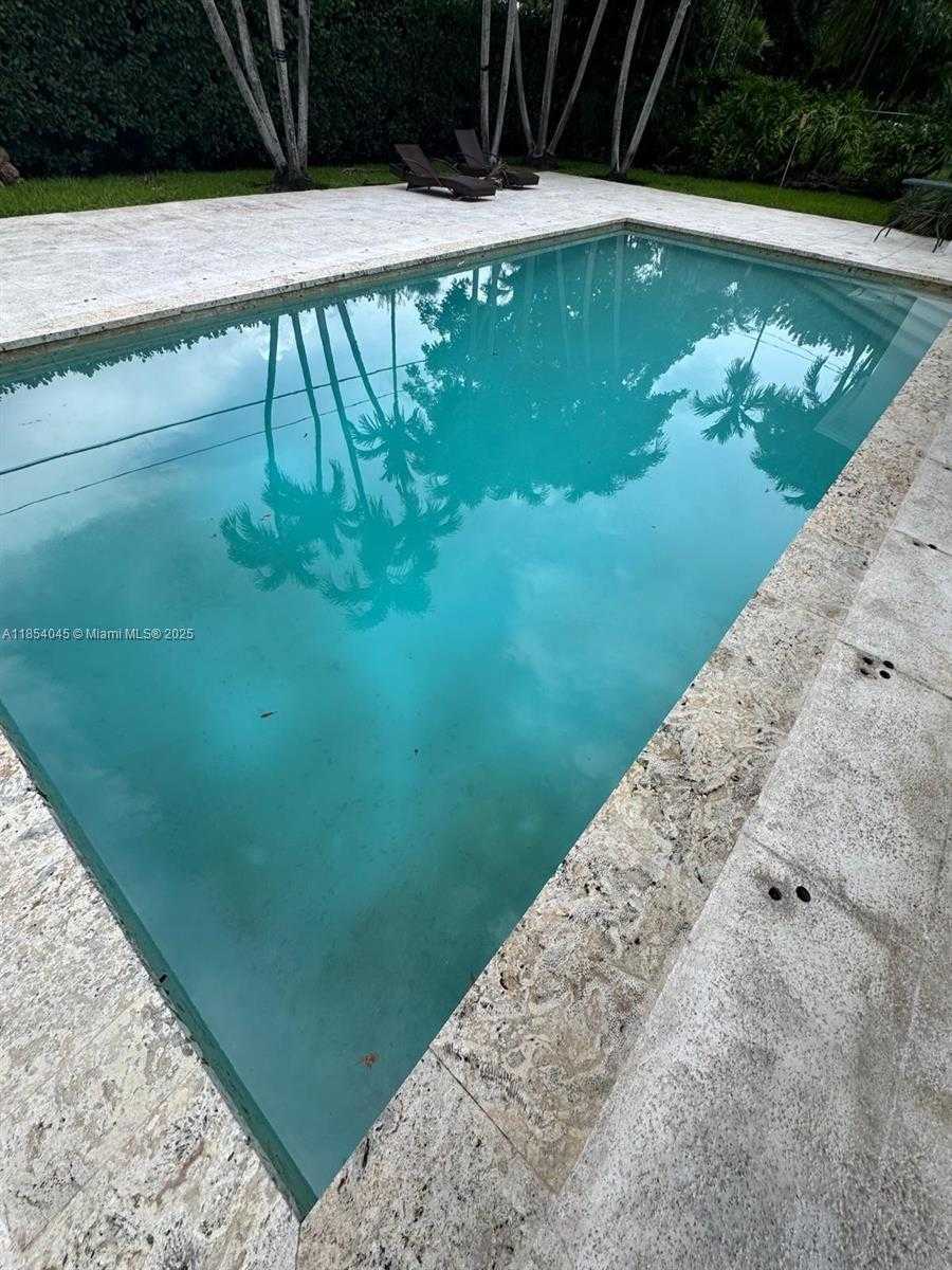 Small Image of 5801 SOUTH WEST 100TH ST #1, Pinecrest Number 8