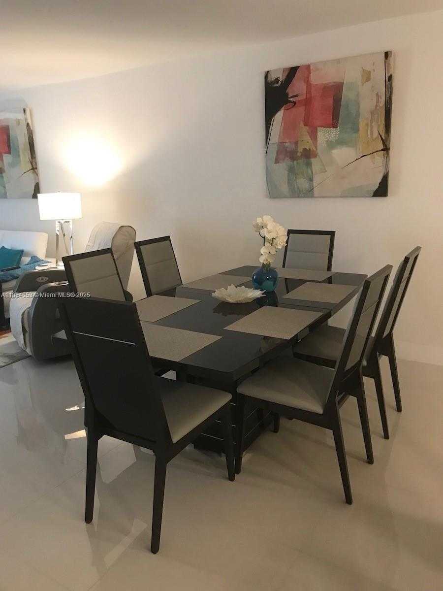 Small Image of 19390 COLLINS AV #417, Sunny Isles Beach Number 4