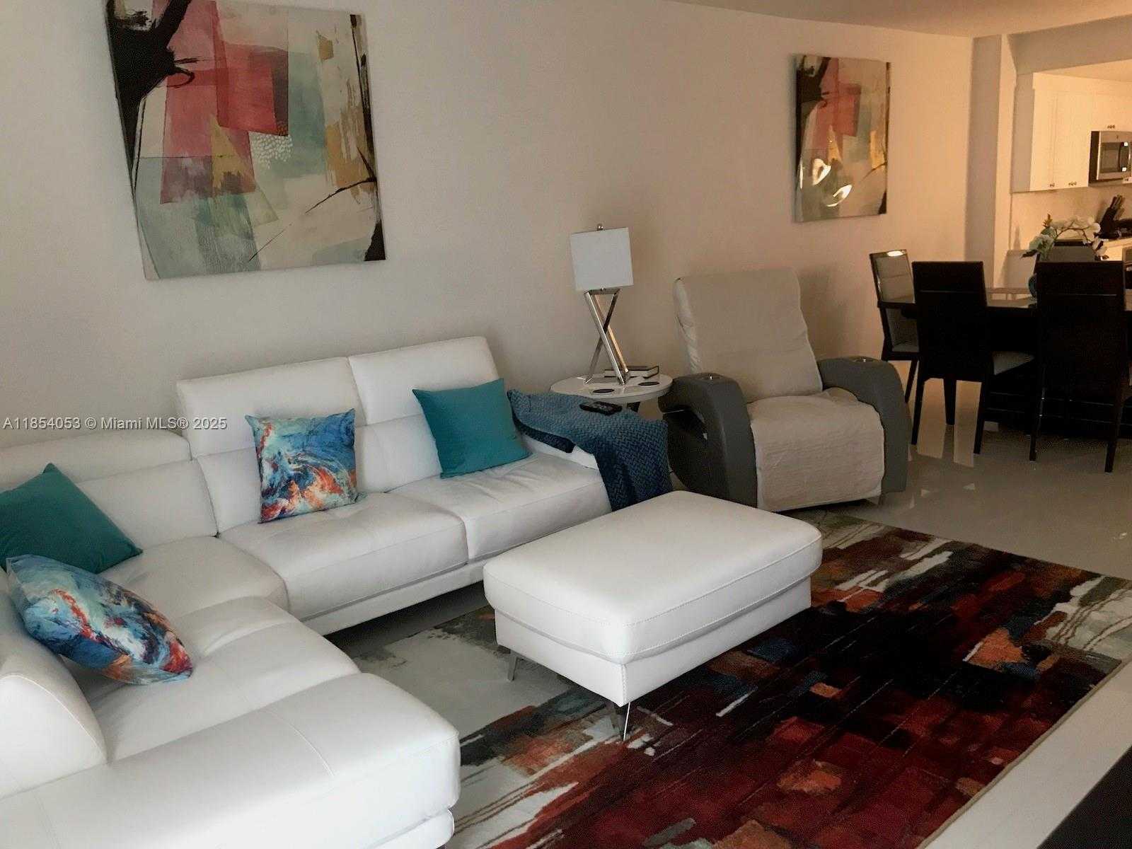 Small Image of 19390 COLLINS AV #417, Sunny Isles Beach Number 5