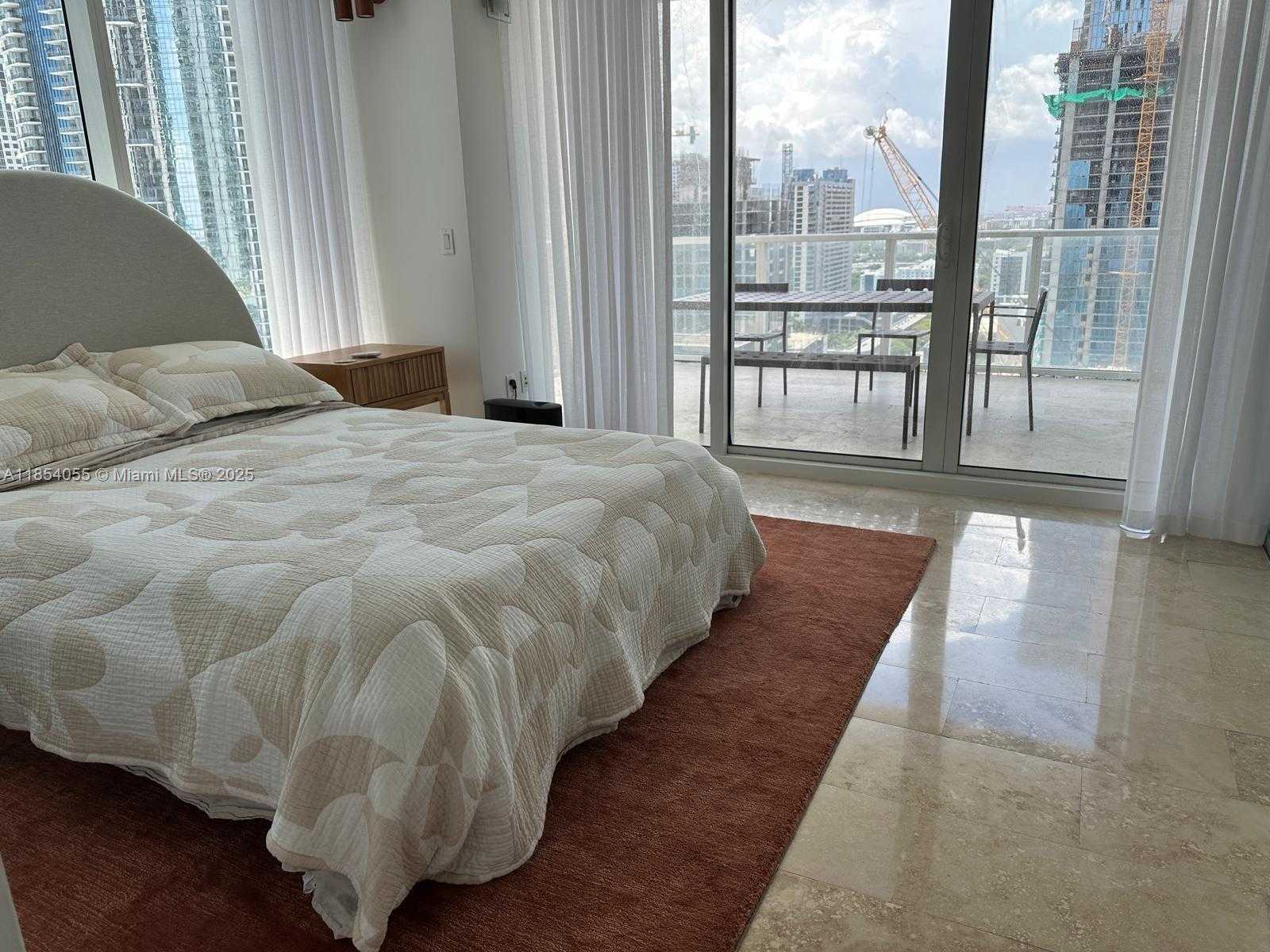 Small Image of 1040 BISCAYNE BLVD #2107, Miami Number 10