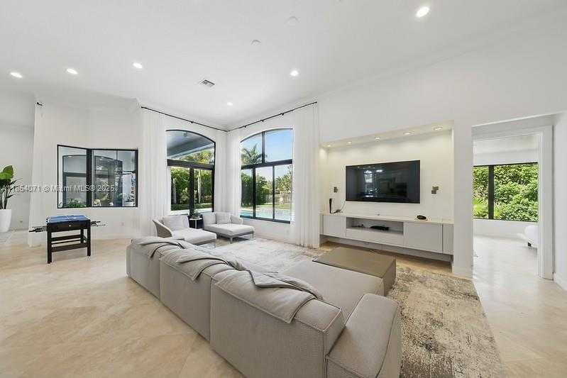 Small Image of 2454 PROVENCE CT #2454, Weston Number 11