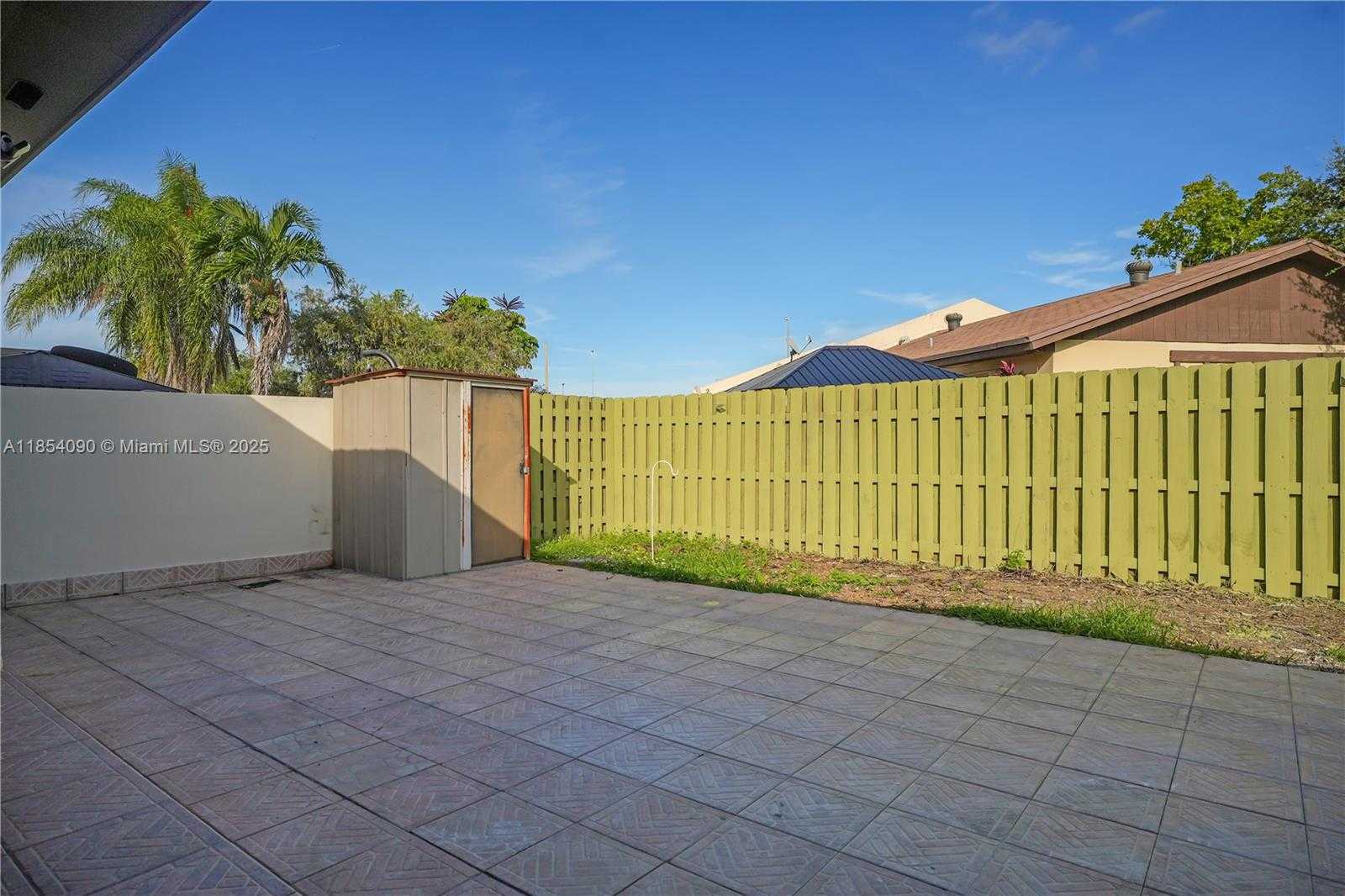 Small Image of 12031 SOUTH WEST 110TH ST CIR E, Miami Number 20