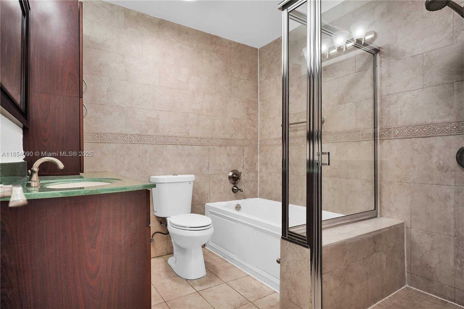 Small Image of 12031 SOUTH WEST 110TH ST CIR E, Miami Number 7