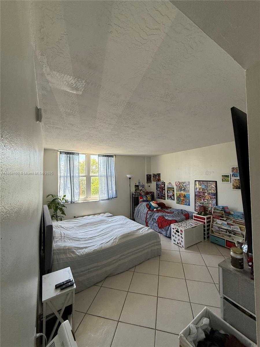 Small Image of 10350 WEST BAY HARBOR DR #2L, Bay Harbor Islands Number 8