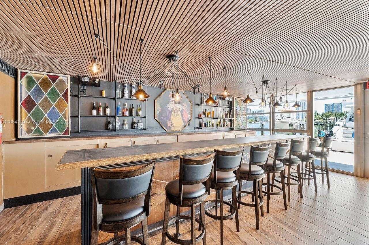 Small Image of 900 BAY DR #210, Miami Beach Number 13
