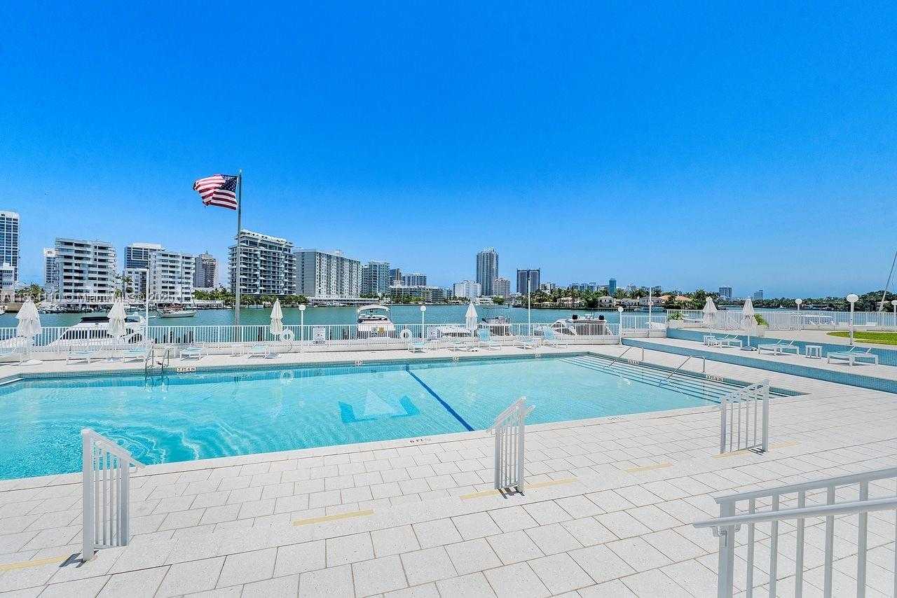 Small Image of 900 BAY DR #210, Miami Beach Number 16