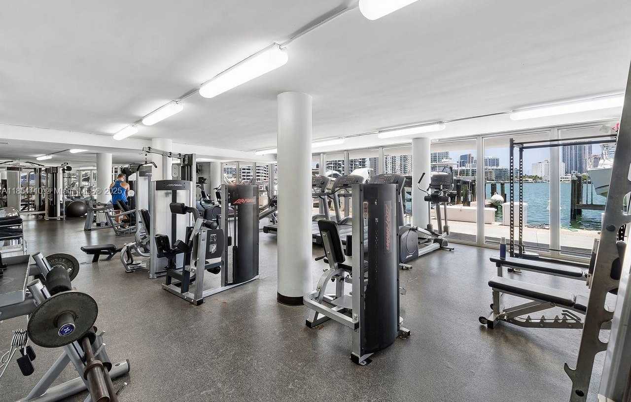 Small Image of 900 BAY DR #210, Miami Beach Number 18