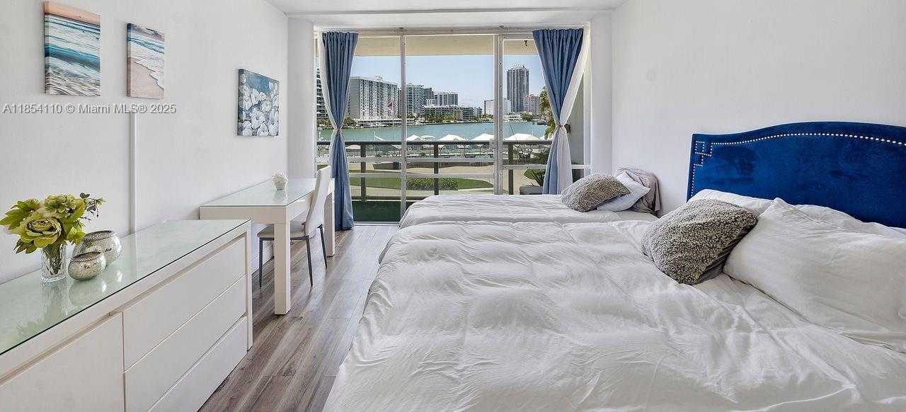 Small Image of 900 BAY DR #210, Miami Beach Number 5