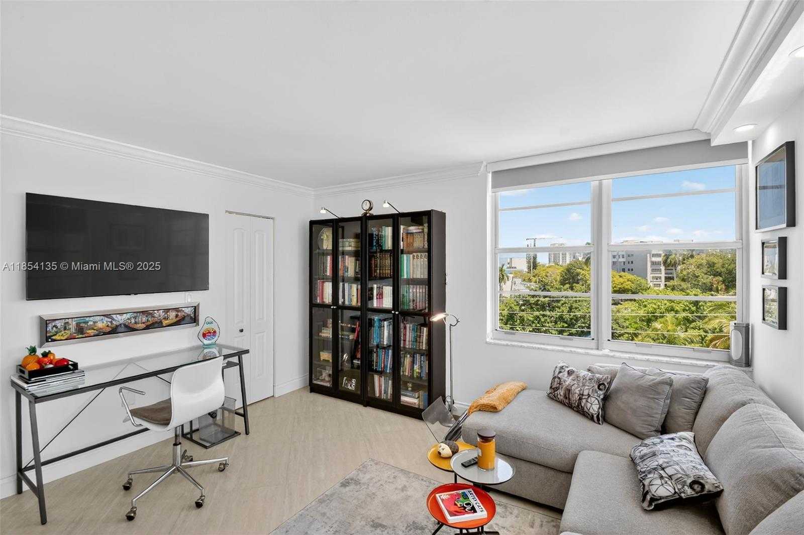 Small Image of 9250 WEST BAY HARBOR DR #5A, Bay Harbor Islands Number 32