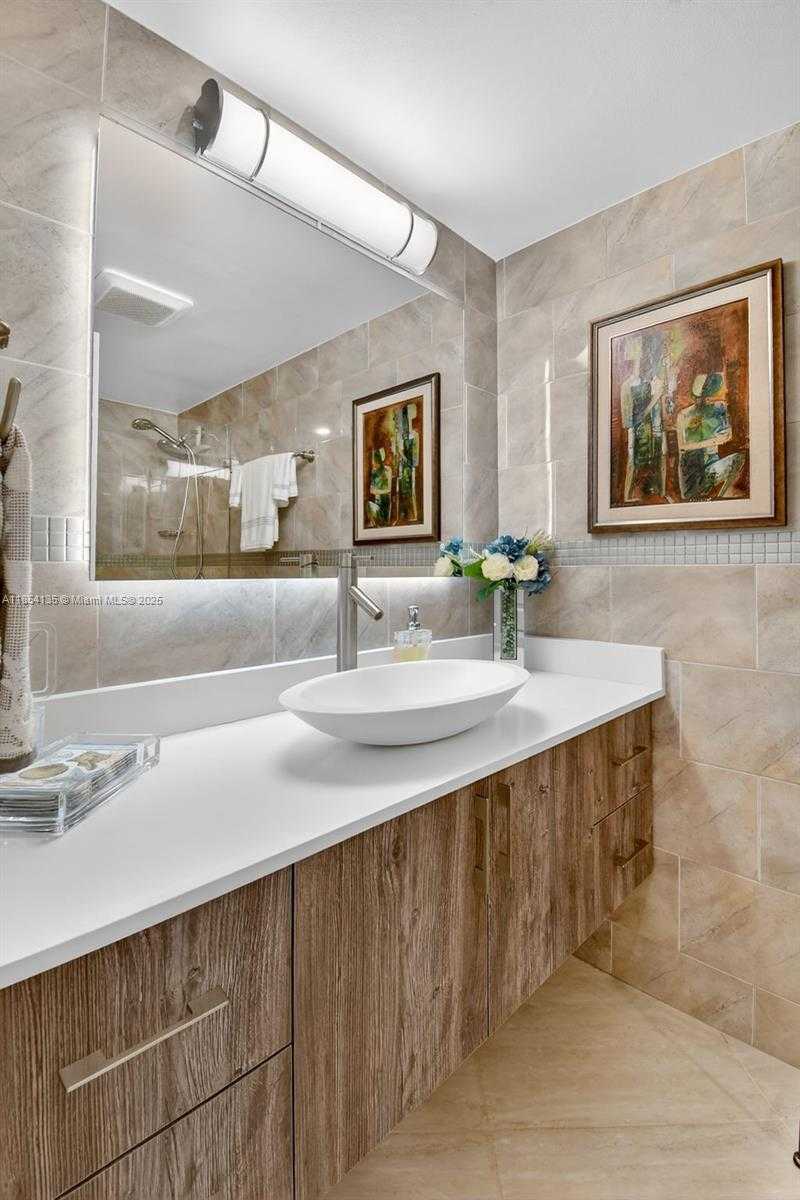 Small Image of 9250 WEST BAY HARBOR DR #5A, Bay Harbor Islands Number 37