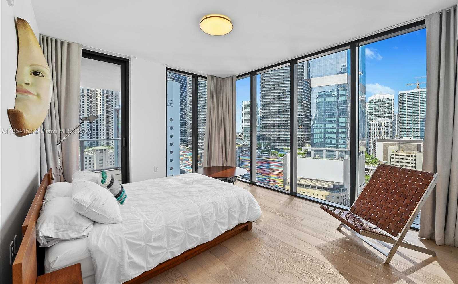 Small Image of 1010 BRICKELL AVE #1911, Miami Number 12