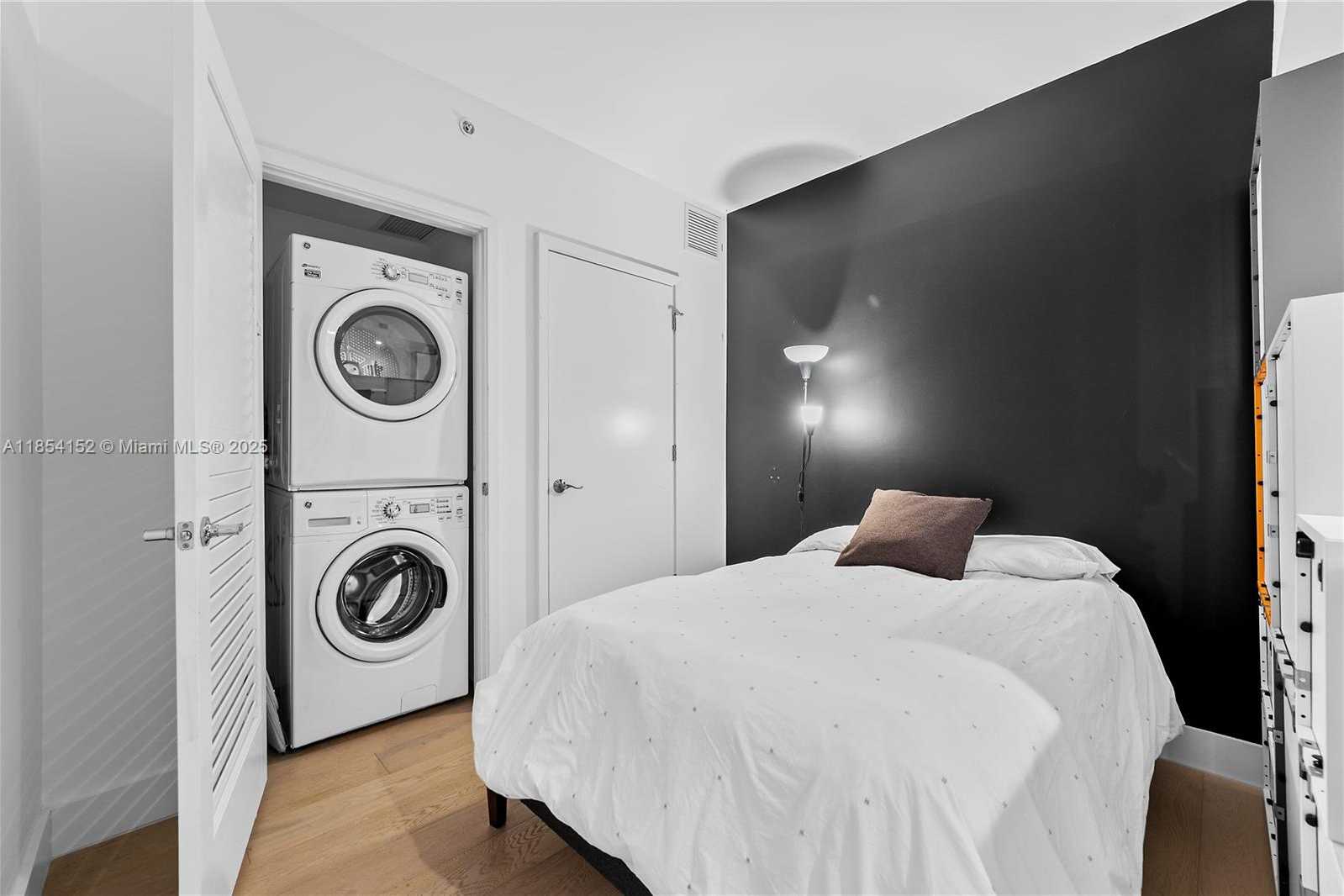 Small Image of 1010 BRICKELL AVE #1911, Miami Number 18