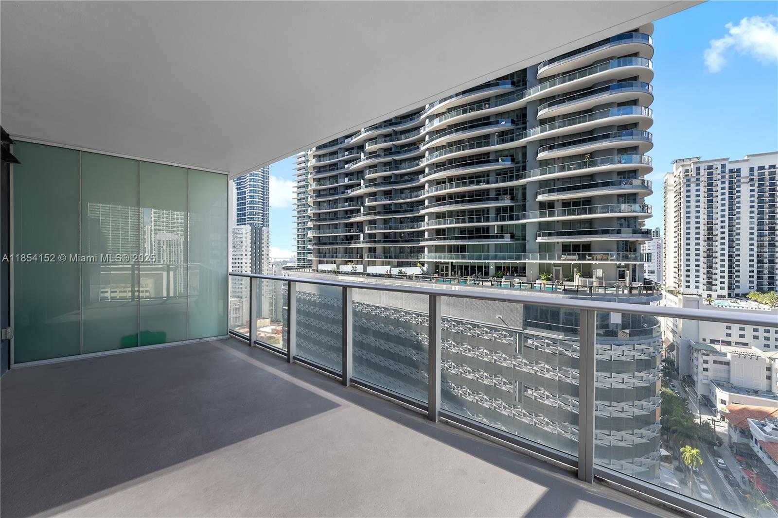 Small Image of 1010 BRICKELL AVE #1911, Miami Number 2