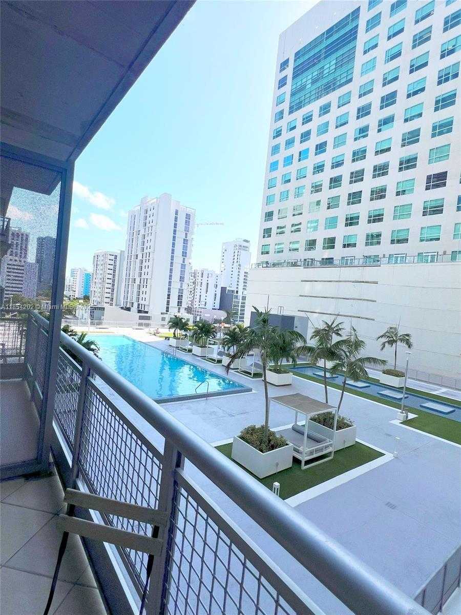Small Image of 690 SOUTH WEST 1ST CT #1032, Miami Number 4