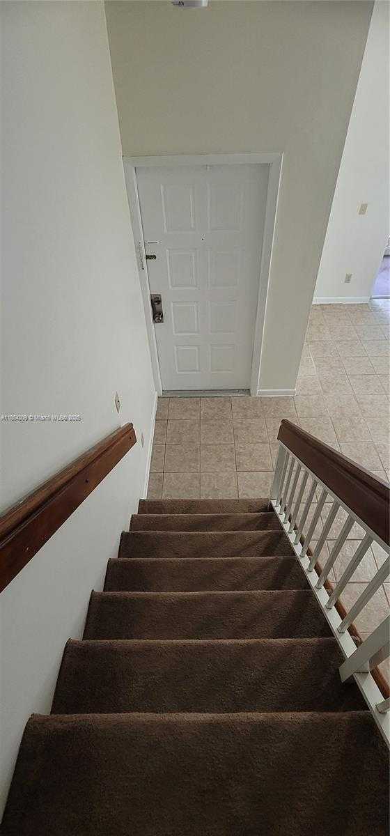 Small Image of 18342 NORTH WEST 68TH AVE #L, Hialeah Number 11