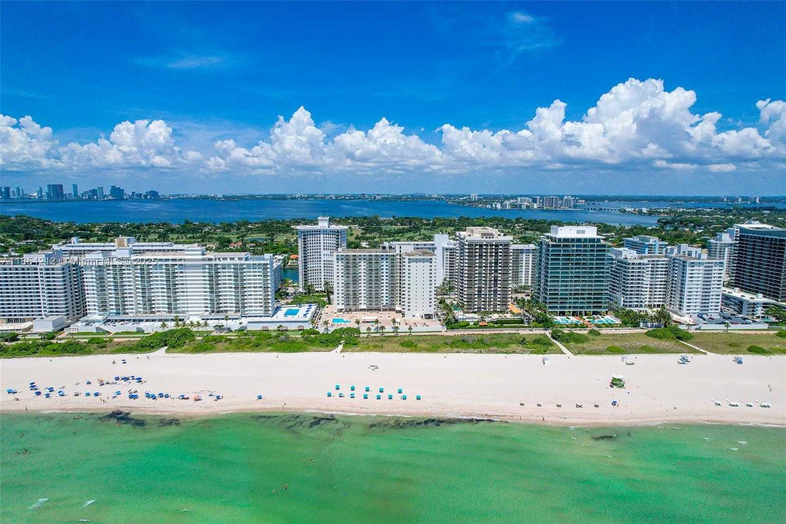 Small Image of 5701 COLLINS AVE #1611, Miami Beach Number 43