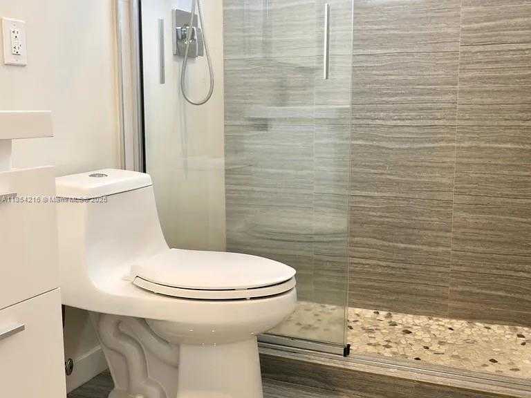 Small Image of 349 SANTANDER AVE, Coral Gables Number 8