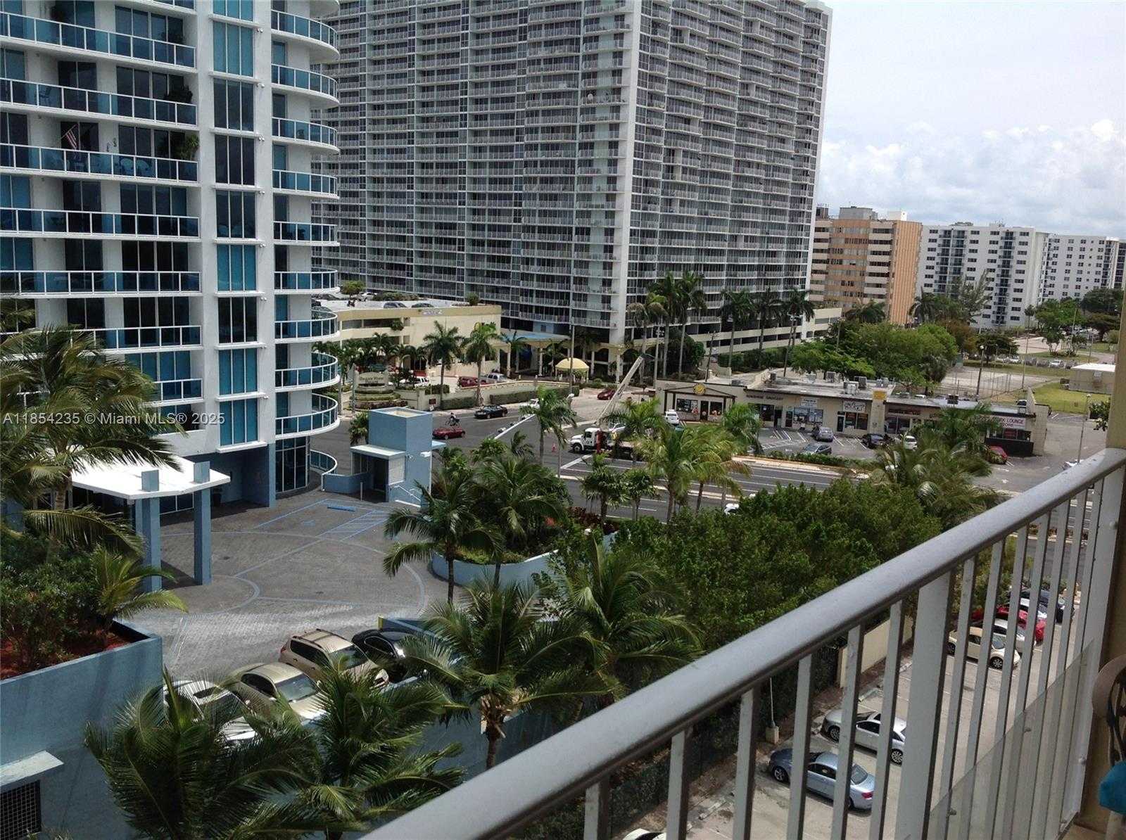 Small Image of 1865 79TH ST CSWY #8K, North Bay Village Number 31