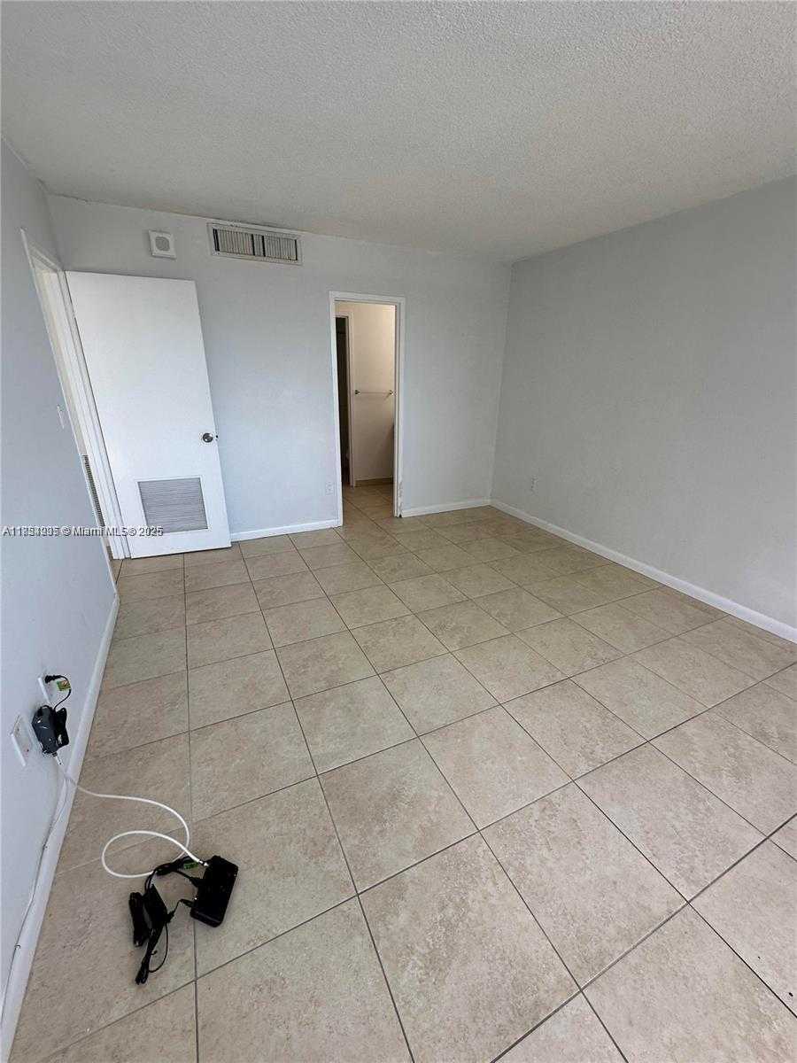 Small Image of 1865 79TH ST CSWY #8K, North Bay Village Number 50