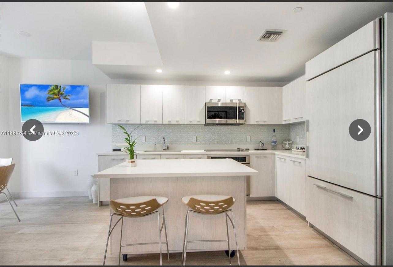 Small Image of 55 SOUTH WEST 9TH ST #3802, Miami Number 5