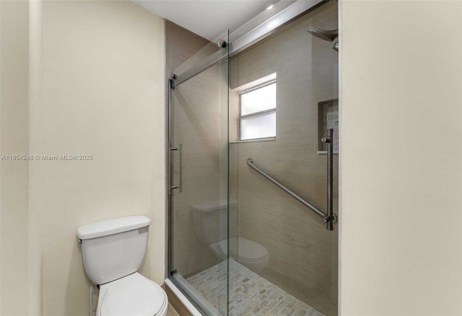 Small Image of 9130 SOUTH WEST 101ST AVE, Miami Number 14