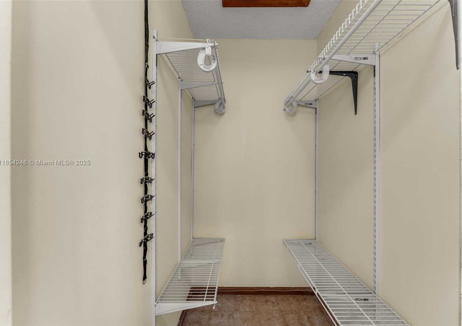Small Image of 9130 SOUTH WEST 101ST AVE, Miami Number 20