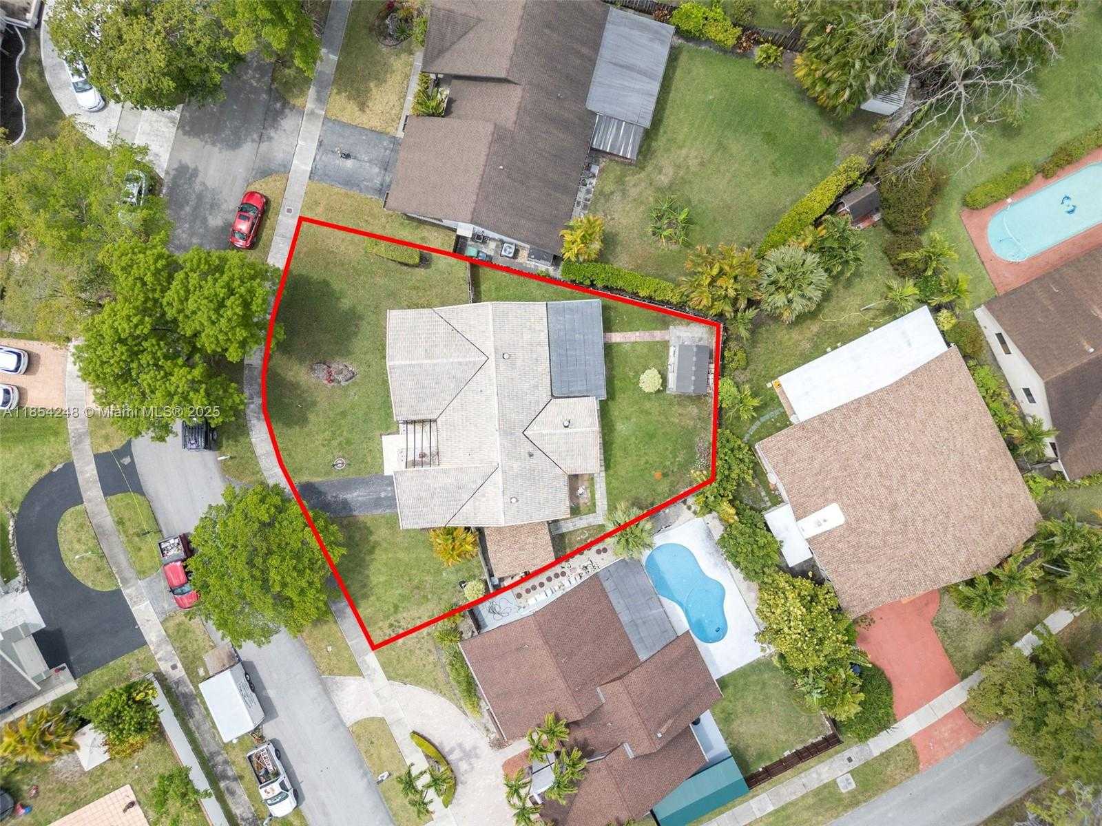 Small Image of 9130 SOUTH WEST 101ST AVE, Miami Number 32