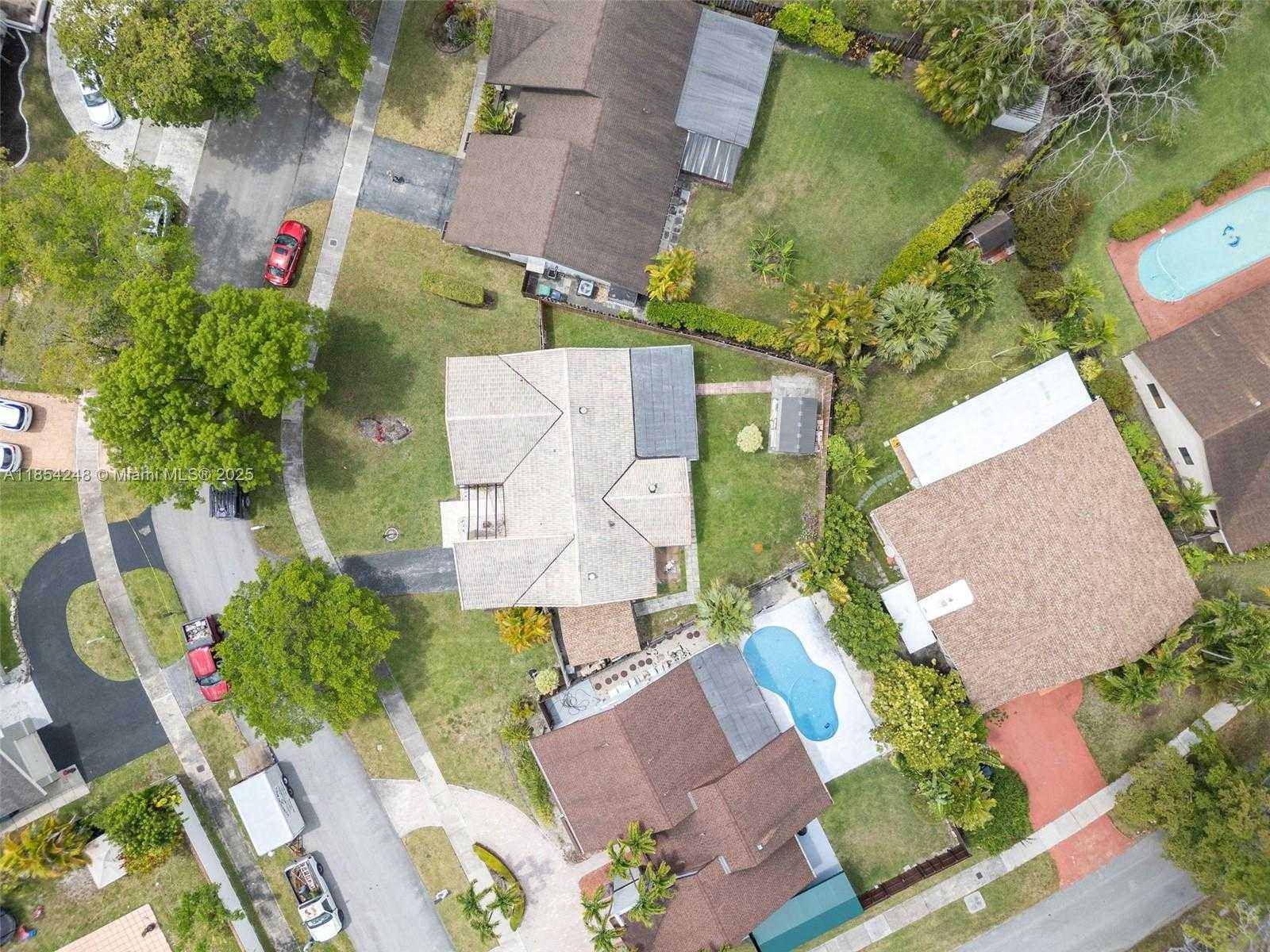 Small Image of 9130 SOUTH WEST 101ST AVE, Miami Number 33