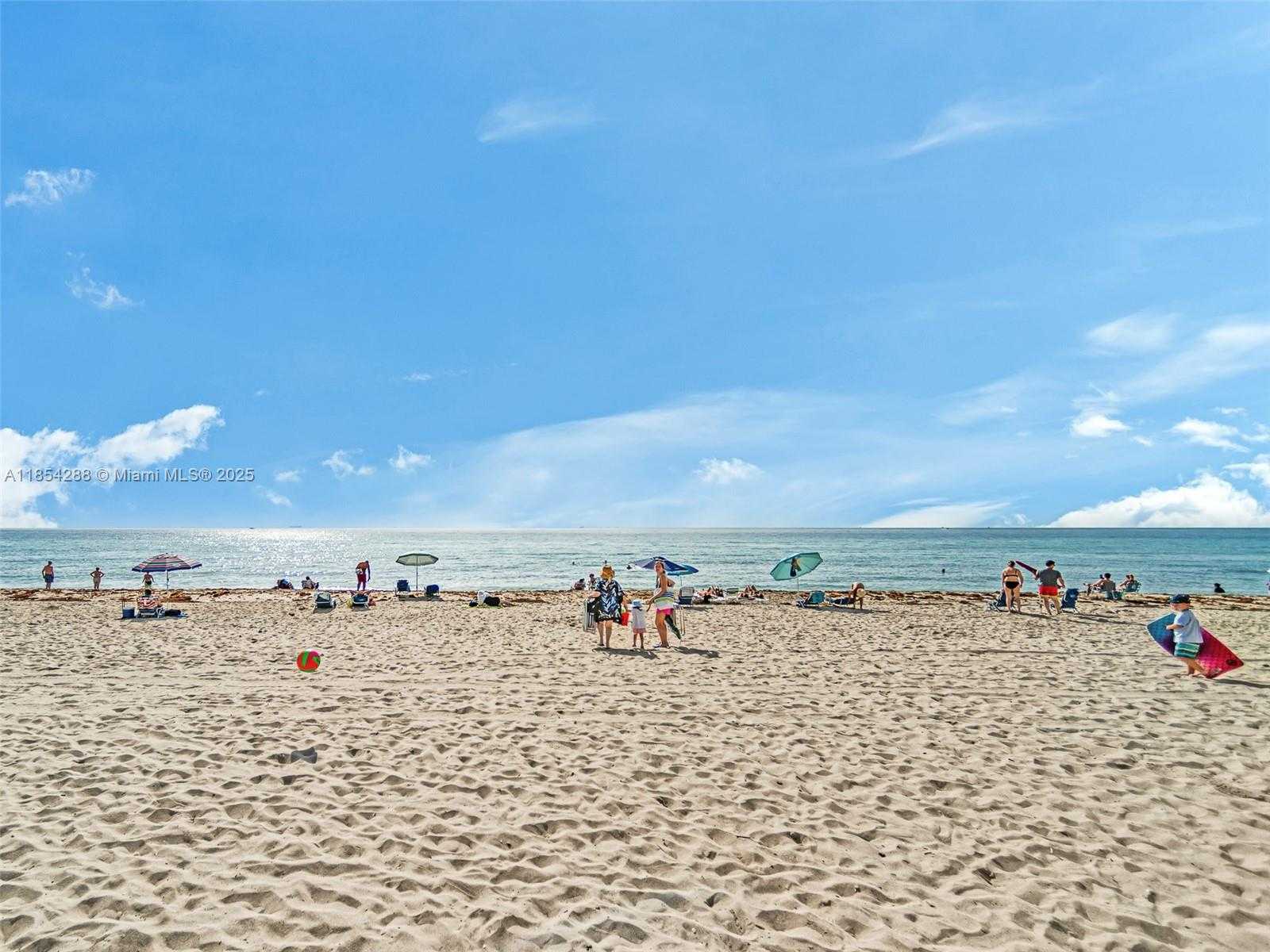 Small Image of 3901 OCEAN DR #9P, Hollywood Number 22