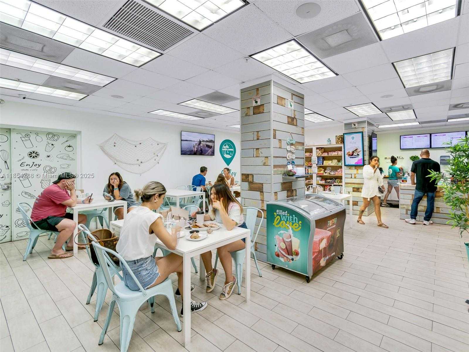 Small Image of 3901 OCEAN DR #9P, Hollywood Number 23