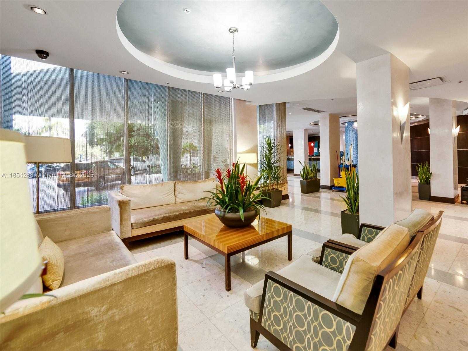 Small Image of 3901 OCEAN DR #9P, Hollywood Number 24