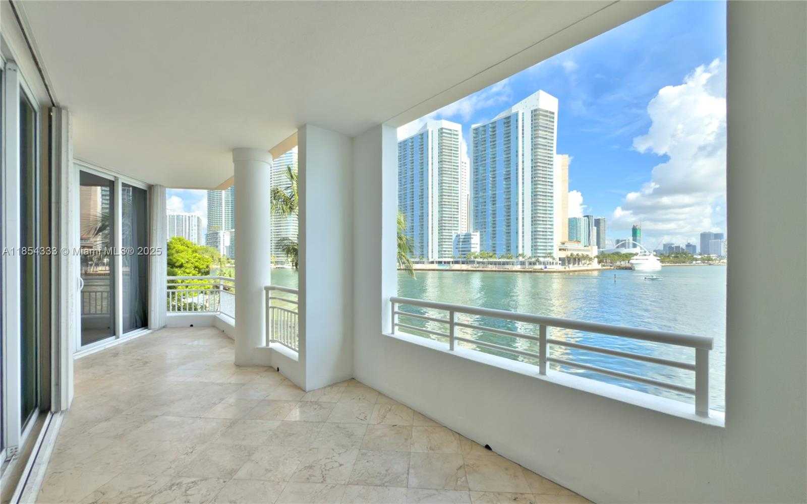 Small Image of 848 BRICKELL KEY DR #306, Miami Number 30