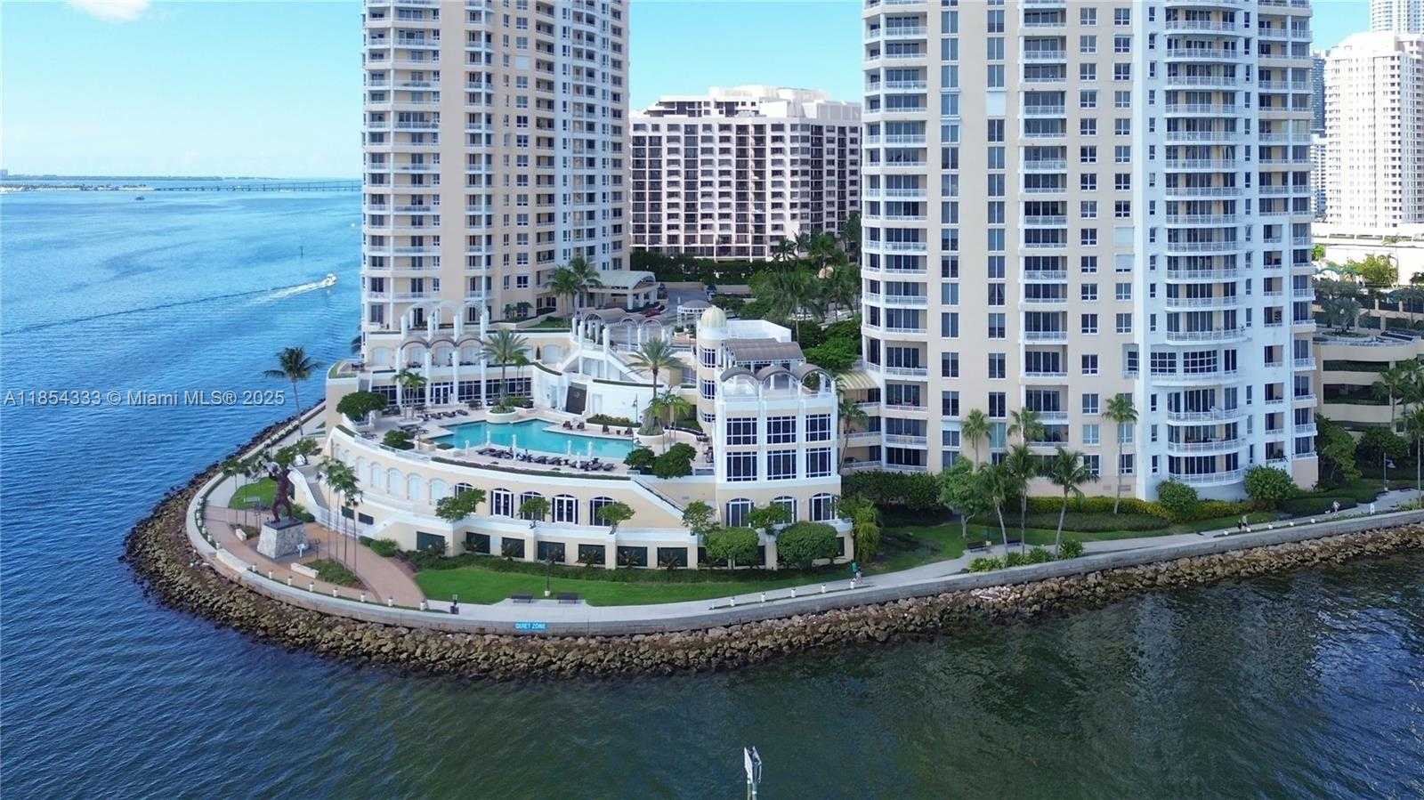Small Image of 848 BRICKELL KEY DR #306, Miami Number 39